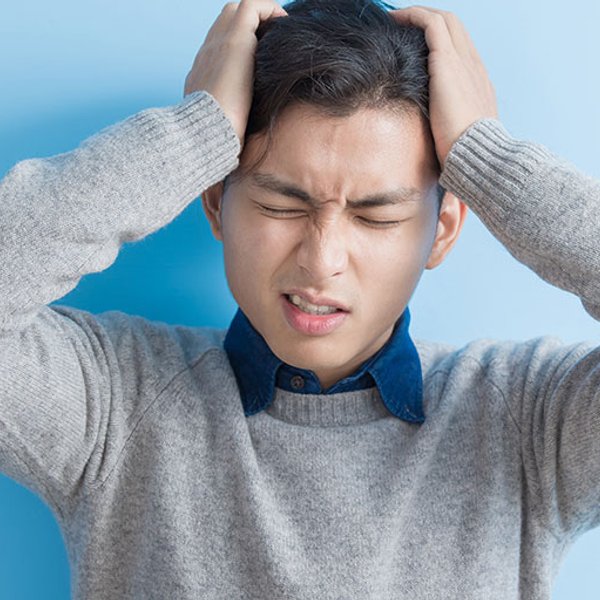 Stres a trądzik | Objawy stresu widoczne na Twojej skórze - La Roche Posay