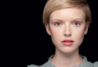 Wrażliwa Najlepszy makijaż dla skóry wrażliwej | La Roche Posay 3