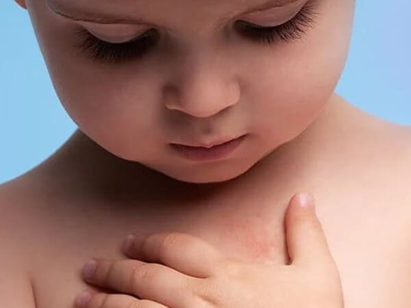 Odkryj artykuły La Roche - Posay o alergii skórnej