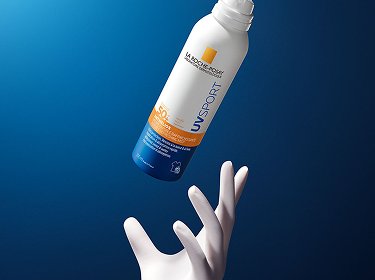 Anthelios UVSPORT Niewidoczna Mgiełka Odświeżająca SPF50+ Skuteczna podczas intensywnego treningu